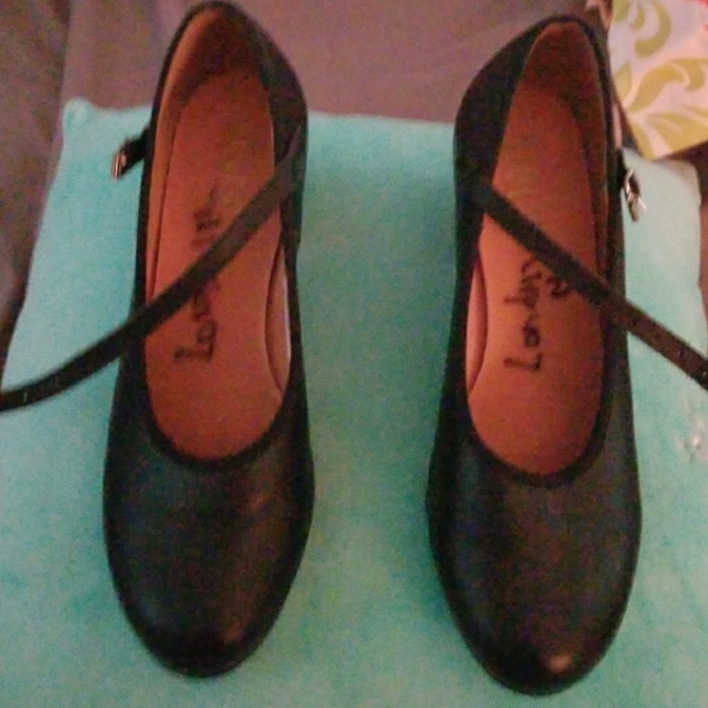 Bloch Women/big kids tap shoes!